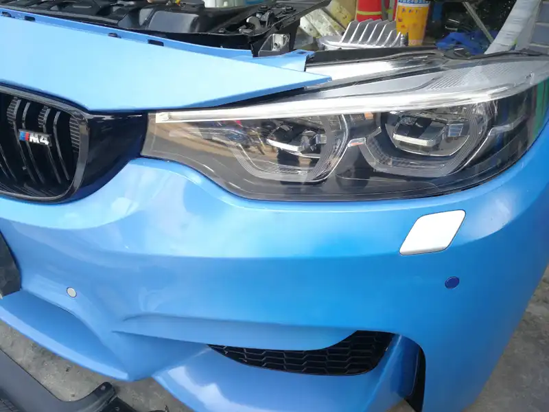 BMW M4 F82 4 series nose cut