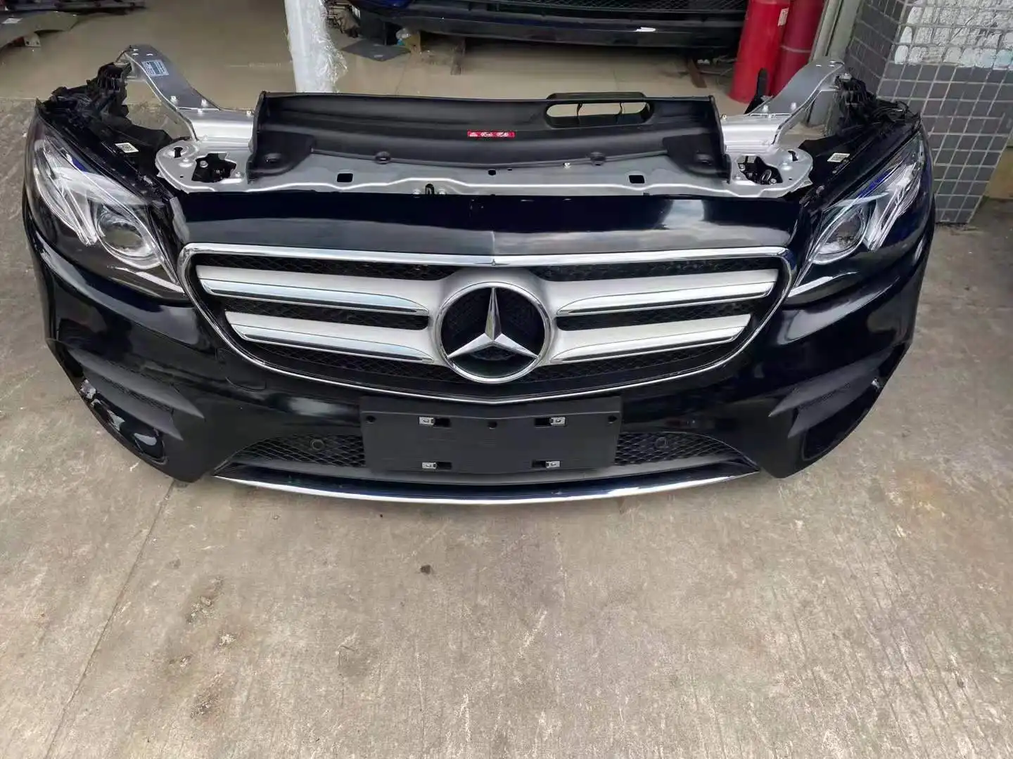 Mercedes Benz W213 sport nose cut