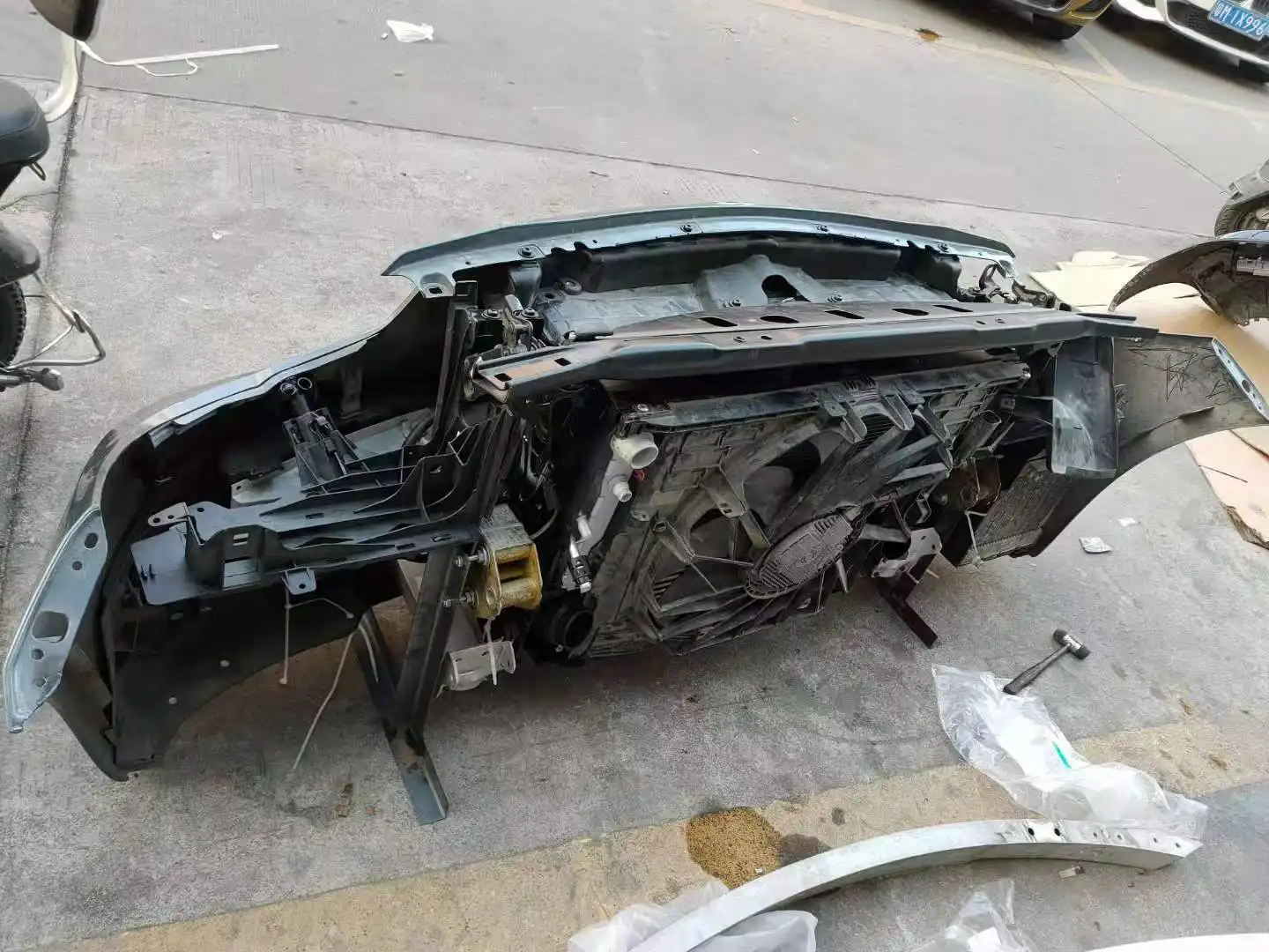 BMW F07 5 series GT nose cut