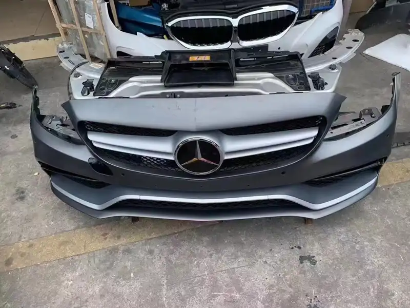 MERCEDES Benz W205 nose cut