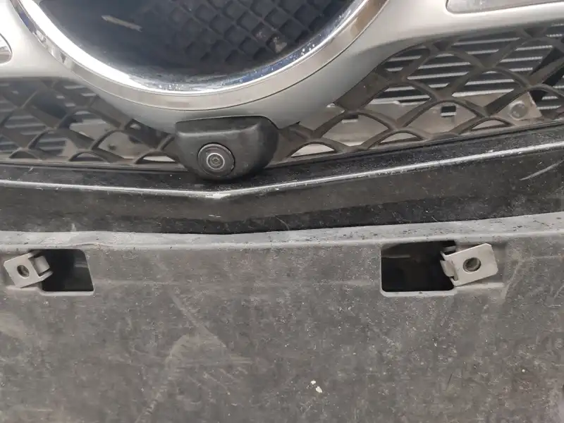 Mercedes Benz W253 nose cut