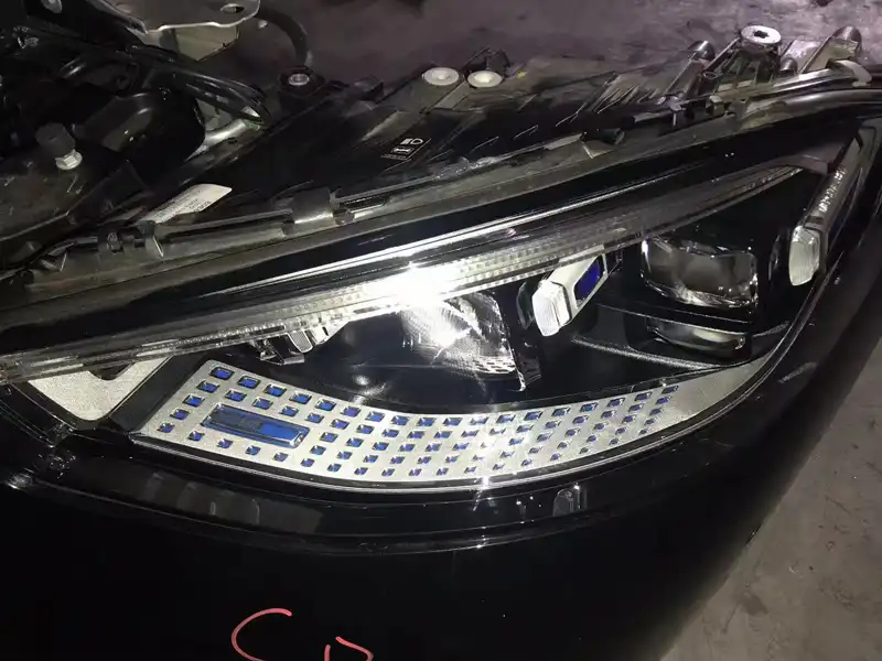 Mercedes benz W223 nose cut