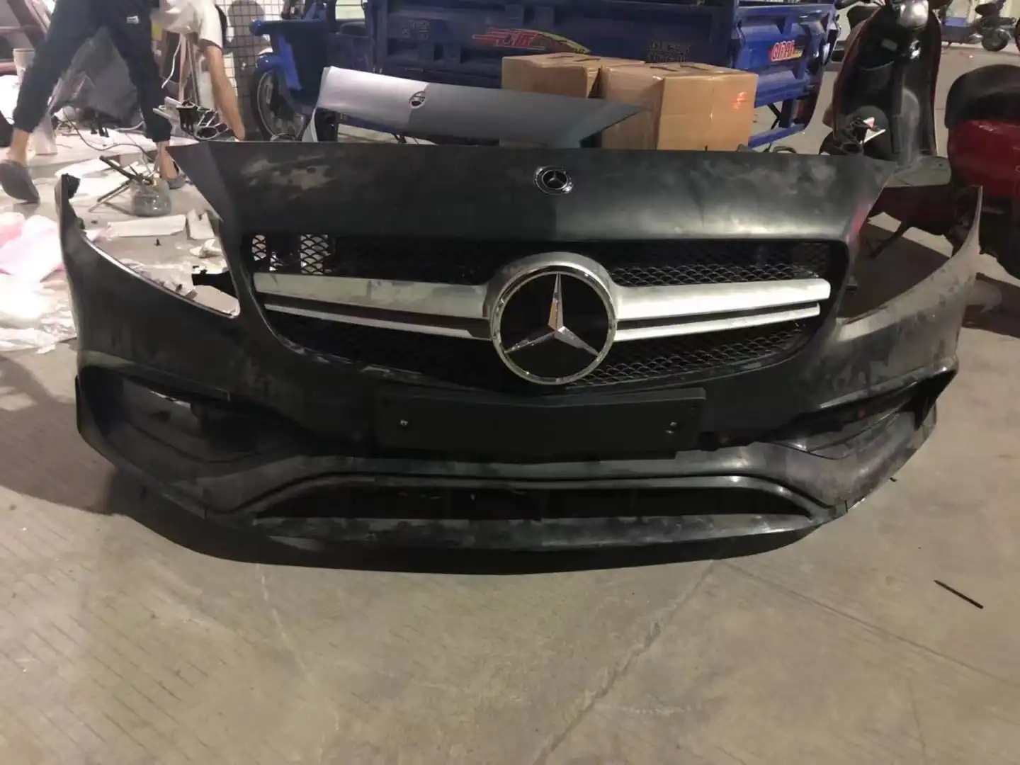 MERCEDES Benz W176 A45 AMG nose cut