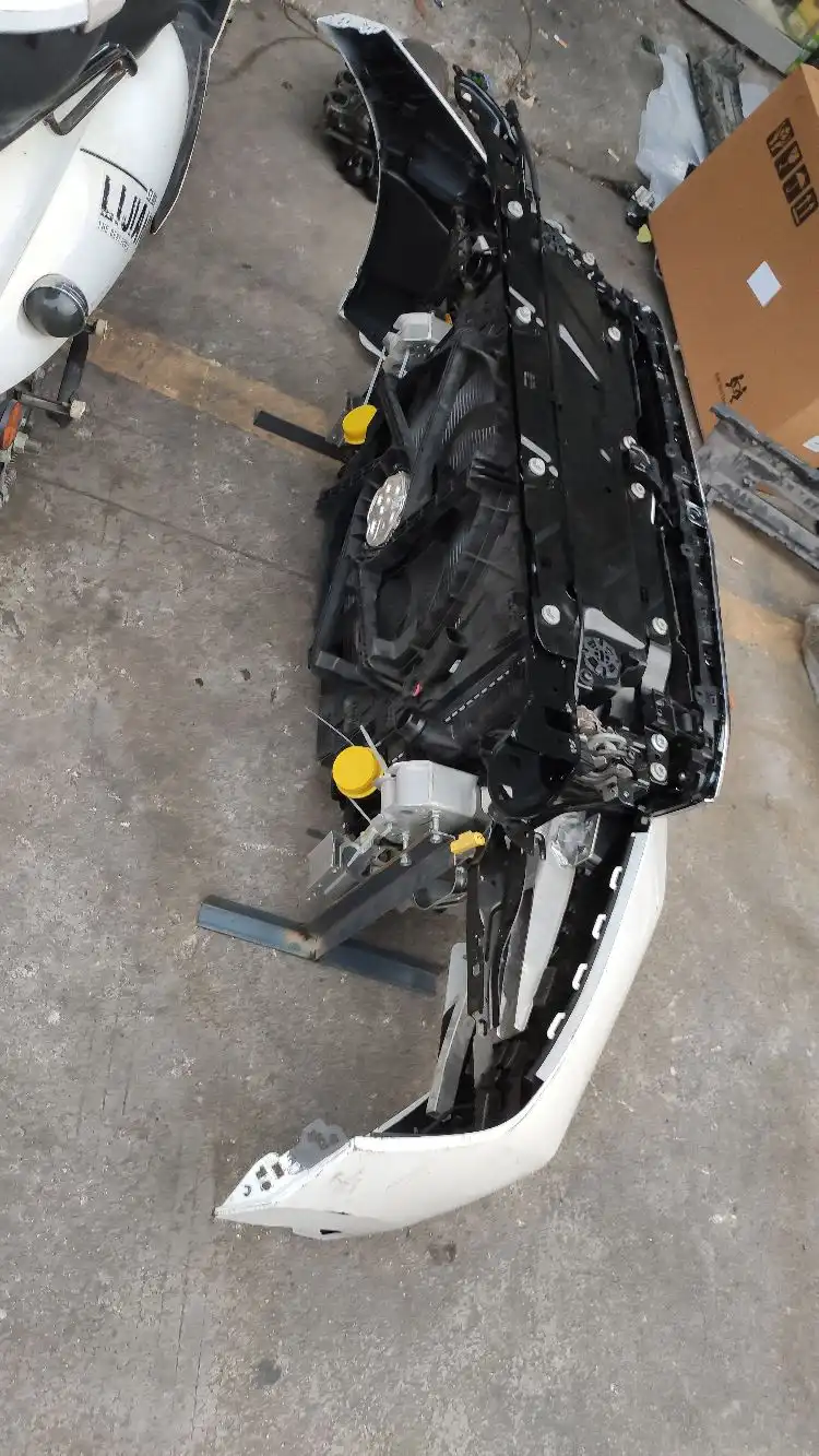 BMW G28 g20 nose cut 