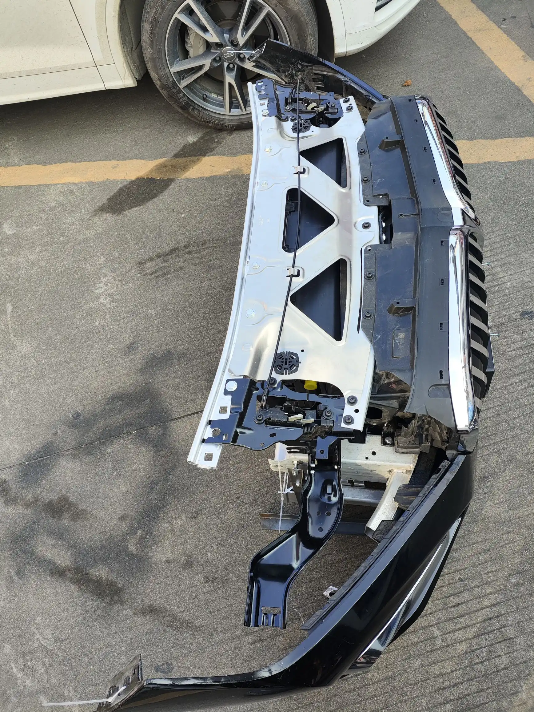 BMW G12 new model nose cut