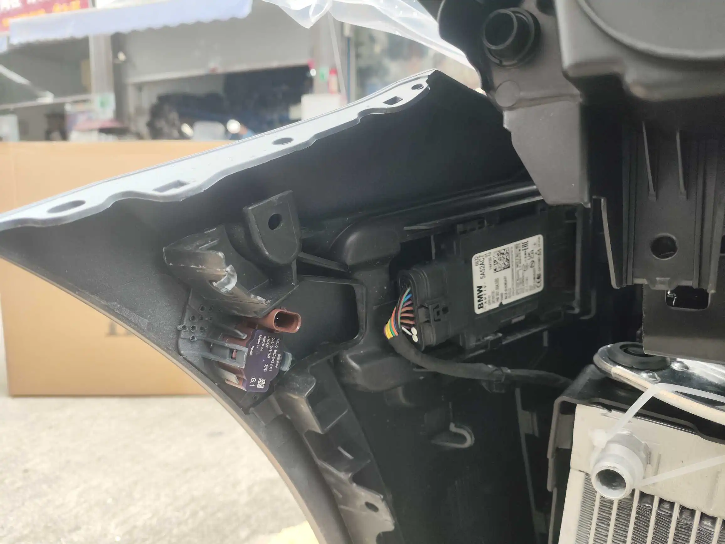 BMW M5 F90 nose cut