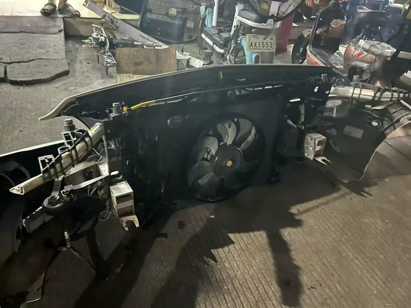 Mercedes Benz B class W246 nose cut