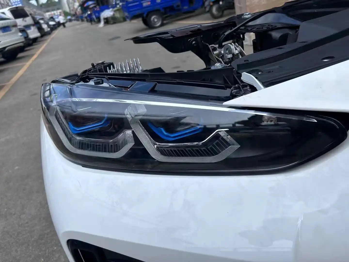 BMW G22 G26 nose cut